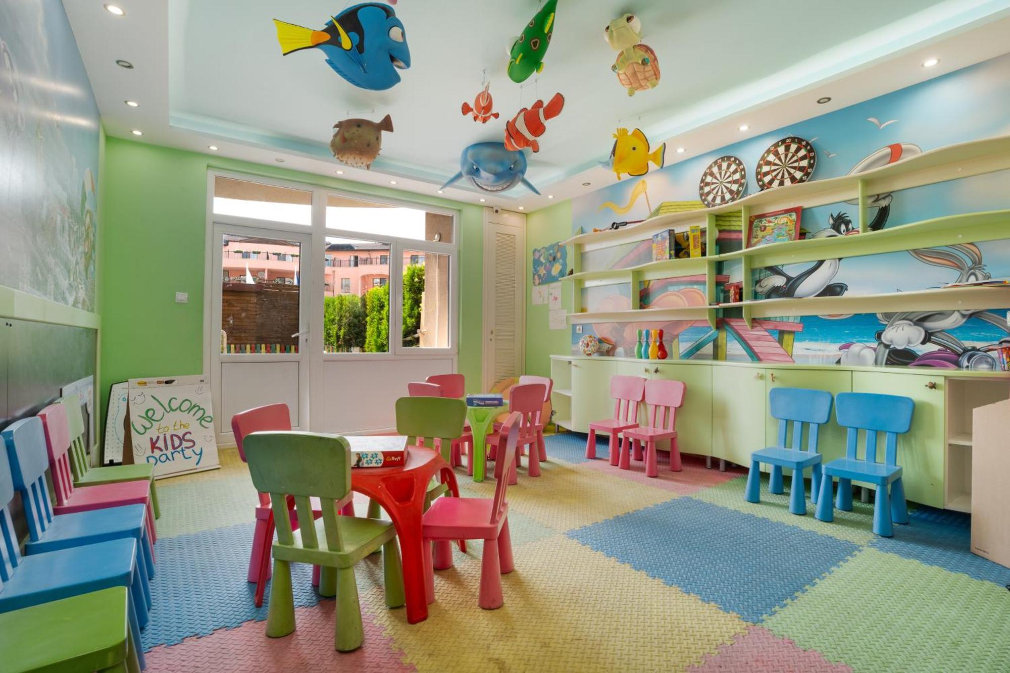 Mpm Astoria Hotel Pantai Sunny Bagian luar foto